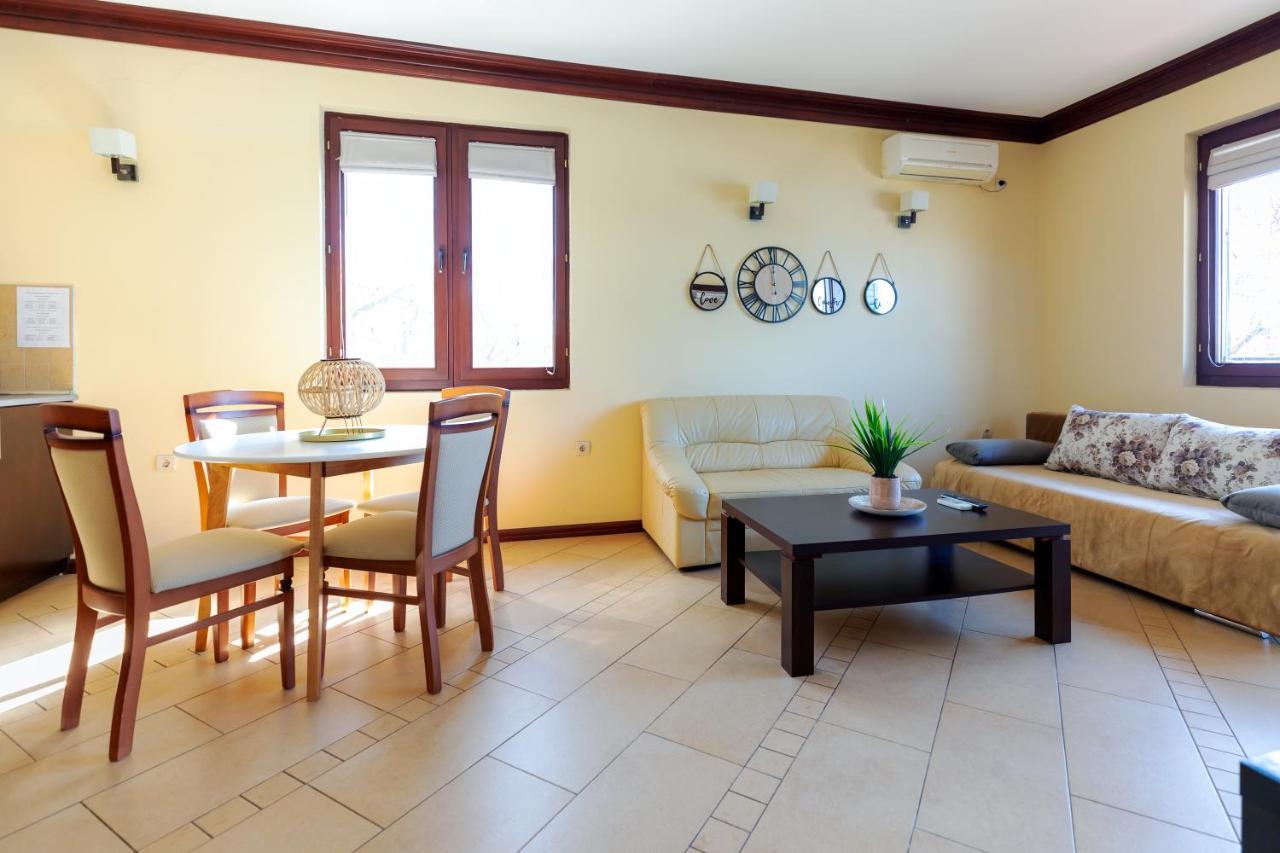 Guest House Slavyanka Sozopol Bagian luar foto