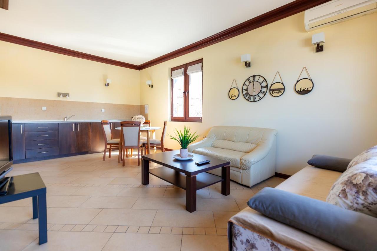 Guest House Slavyanka Sozopol Bagian luar foto